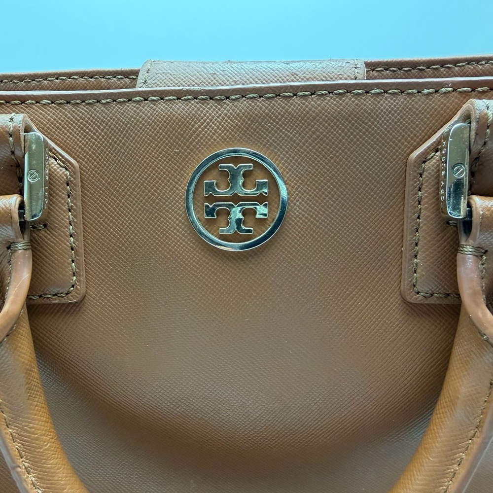 Tory Burch Tan Leather Satchel with Logo Medallion - Picture 2 of 11